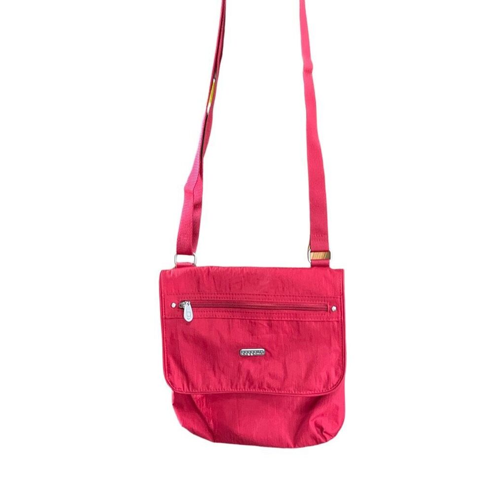 Vintage Baggallini in red fabric. Crossbody bag